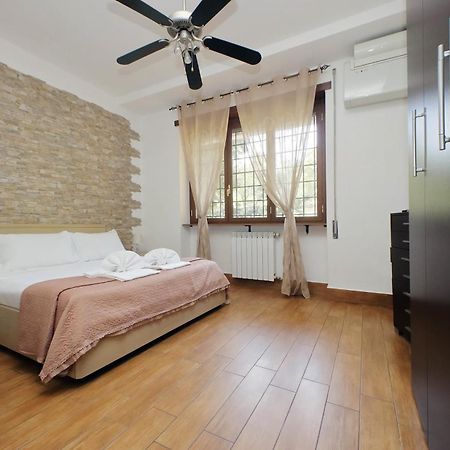 Vatican Flat Cozy With Private Court Rome Bagian luar foto